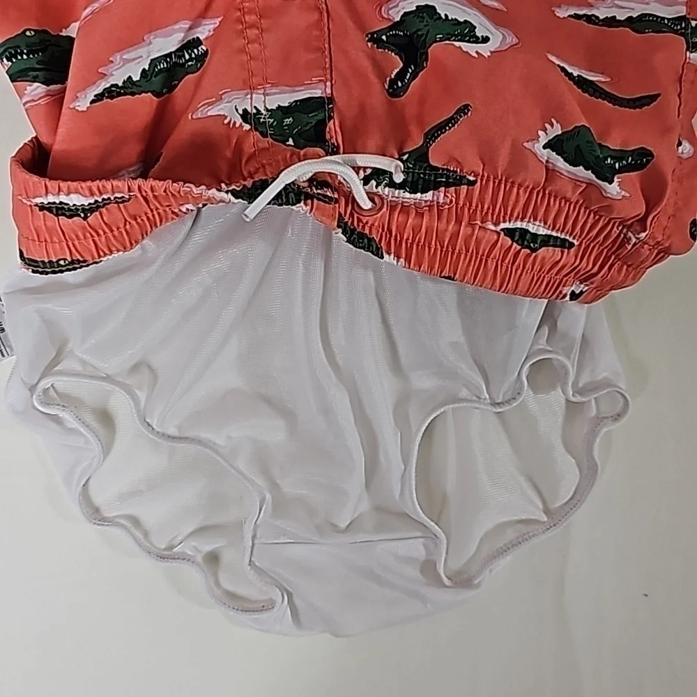 Old Navy boy's swin trunk size M(8)